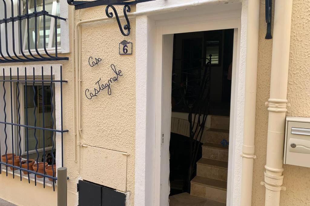 Appartement De Charme Au Coeur Du Vieil Antibes Dış mekan fotoğraf